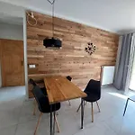 Lesny 3 Sarny דירה שצ'קלארסקה פוראובה