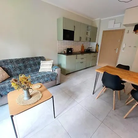 Lesny 3 Sarny 스클라르스카포렘바